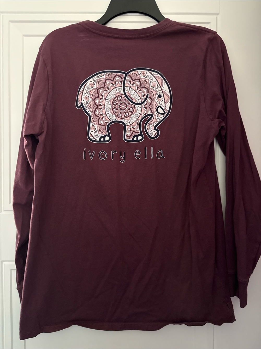 ivory ella Maroon Long-Sleeve Elephant Graphic Tee